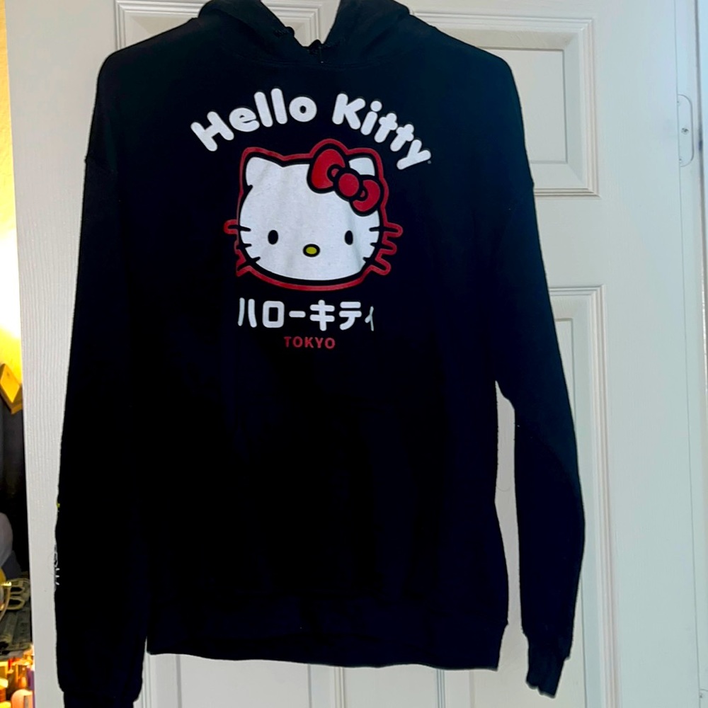 Adorable Hello Kitty hoodie
